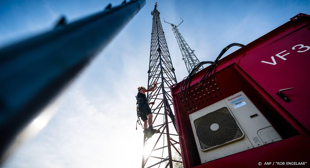 Opnieuw brand bij zendmast, nu in Standdaarbuiten