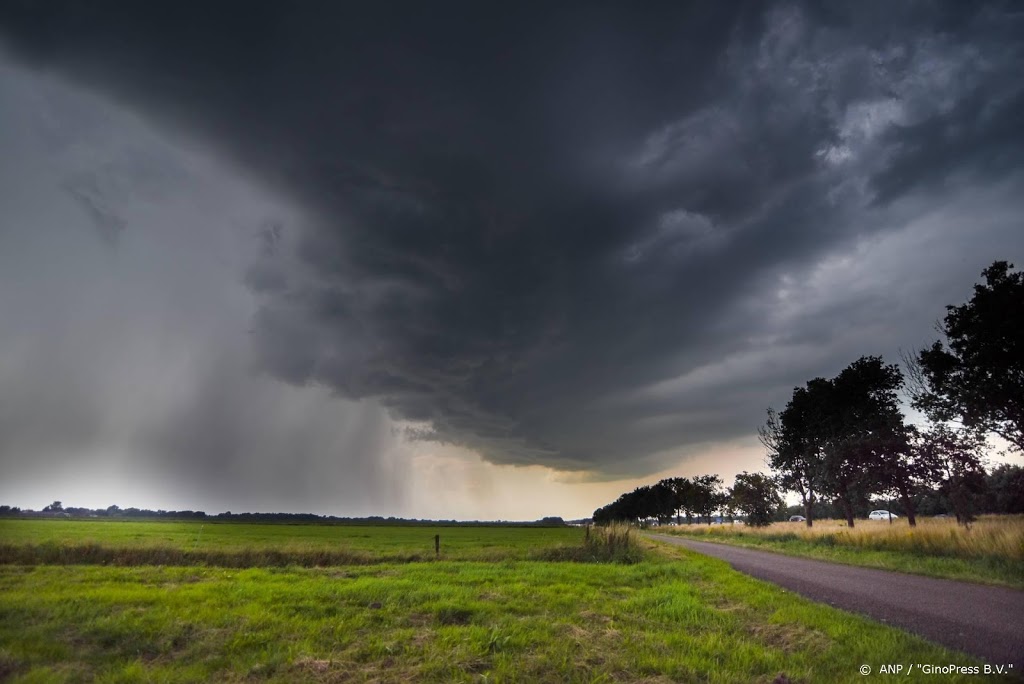Code geel in deel land wegens onweer en windstoten