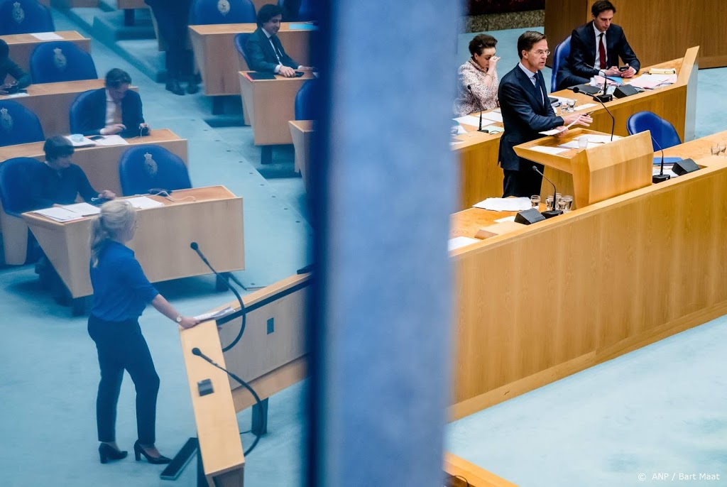 Kamer wil na marathondebat focus weer op toeslagenouders