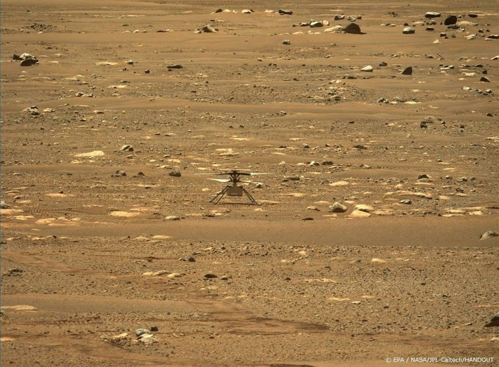 Minihelikopter Ingenuity voltooit vierde vlucht op Mars alsnog 