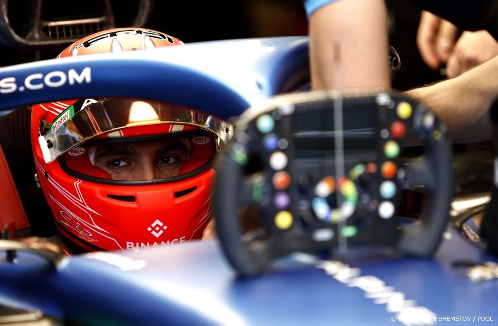 Ocon en Hülkenberg starten vanuit pitsstraat in GP Azerbeidzjan