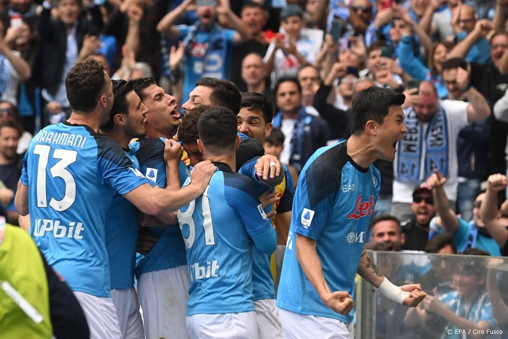 Napoli speelt gelijk en moet nog wachten op kampioenschap
