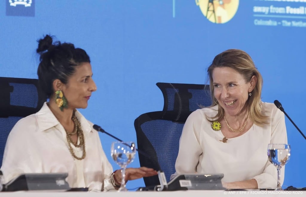 Van Veldhoven na top over fossiel: we kunnen 'huis' gaan bouwen