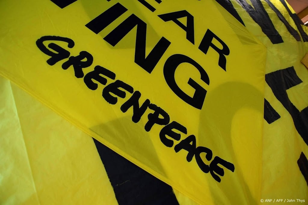 Greenpeace dreigt met rechtszaak tegen vleesverwerker JBS