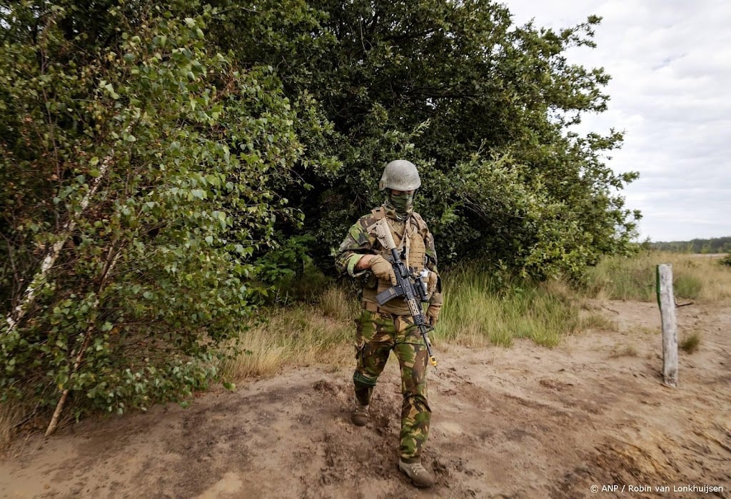Brand op Oirschotse Heide, naast militair terrein