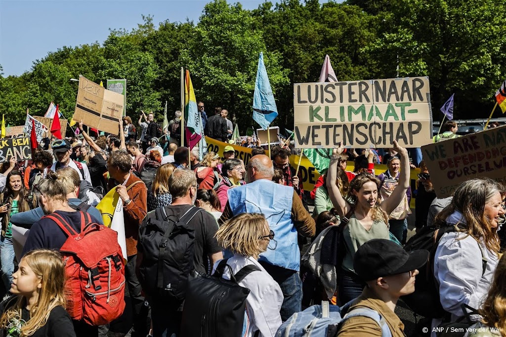 Ook laatste opgepakte klimaatactivist A12 op vrije voeten