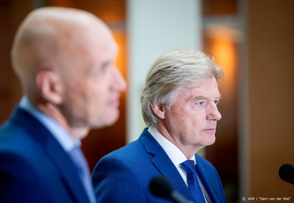 Minister: geld voor extra bedden op ic voor tweede golf komt er