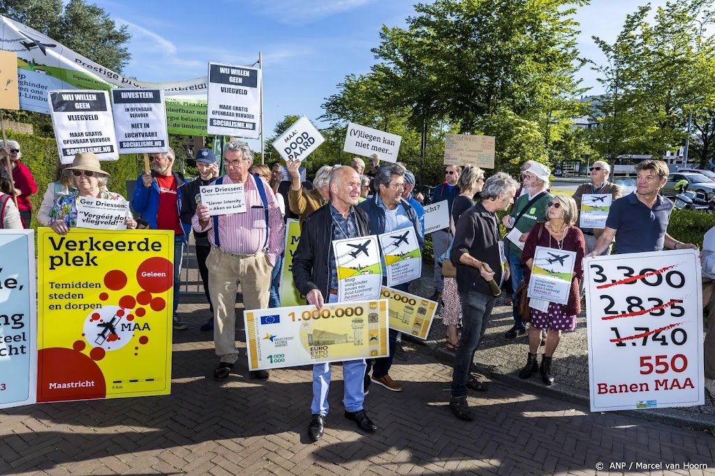 MOB begint rechtszaak over 'illegaal vliegveld' Maastricht