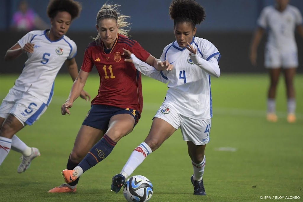 Spaanse voetbalsters met herstelde Putellas naar WK