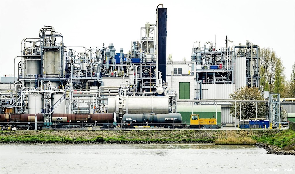 Zuid-Holland: geen reden voor sluiten zwemwater vlak bij Chemours