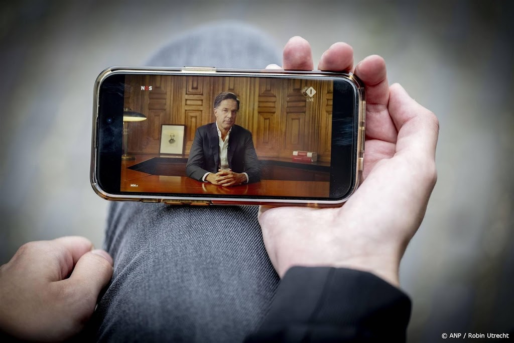 Rutte in tv-toespraak: spijt over Groningen en toeslagenaffaire