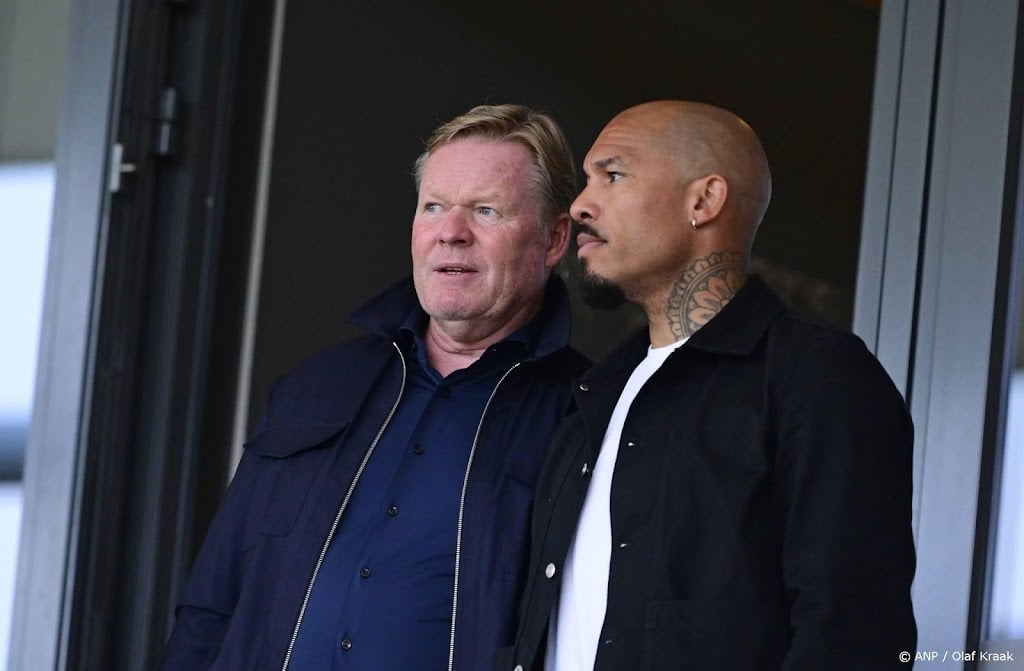 Directeur topvoetbal De Jong accepteert besluit Koeman  