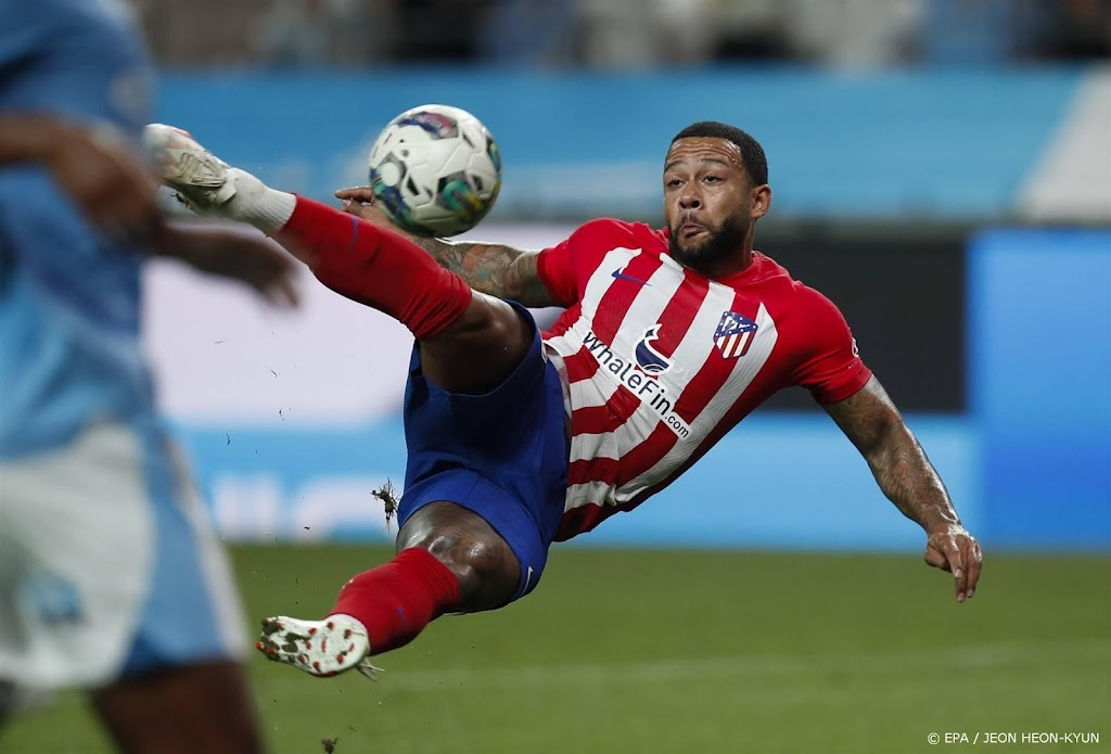 Depay scoort voor winnend Atlético in duel met Manchester City