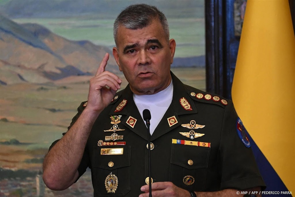 Leger Venezuela betuigt 'absolute trouw' aan president Maduro
