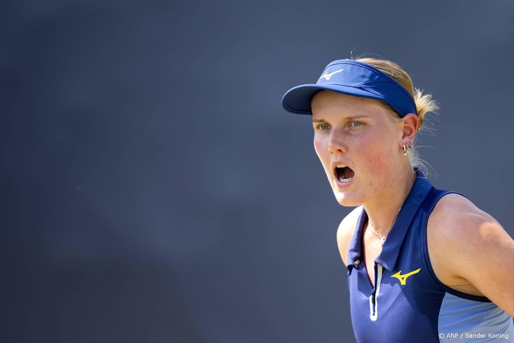 Tennisster Lamens bereikt derde ronde in Montreal