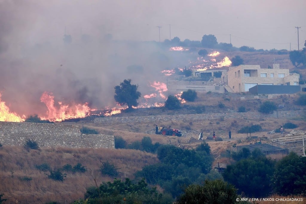Corendon verplaatst tientallen reizigers op Kreta om bosbrand