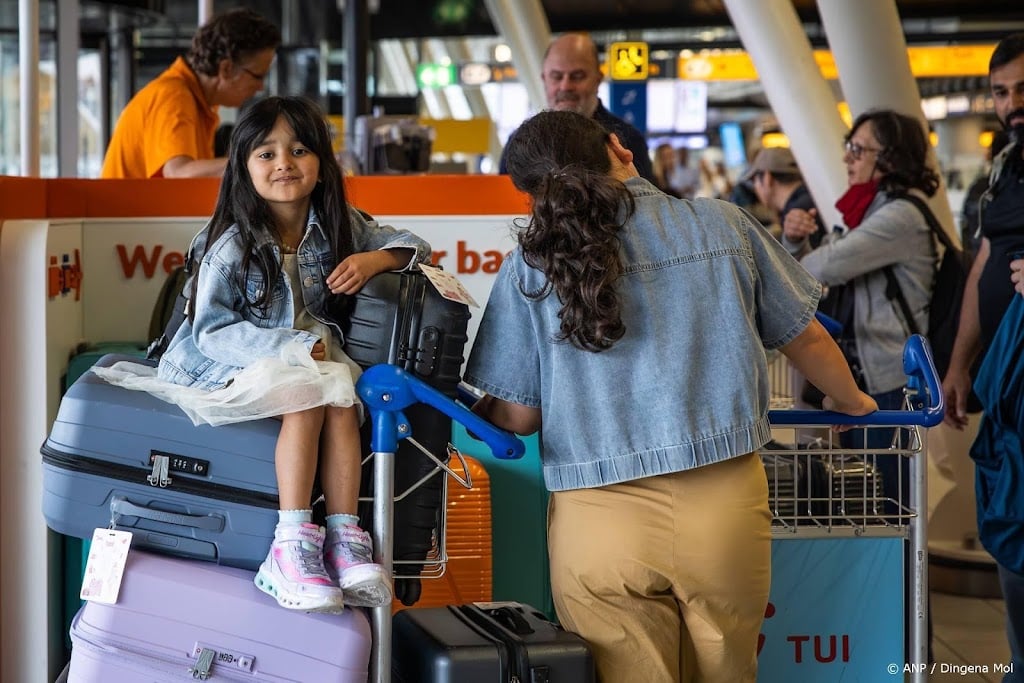 Meer reizigers via Nederlandse luchthavens ondanks Iranoorlog