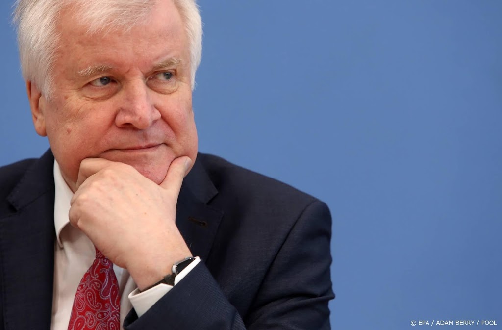 Duitse minister laakt extremisten en relschoppers