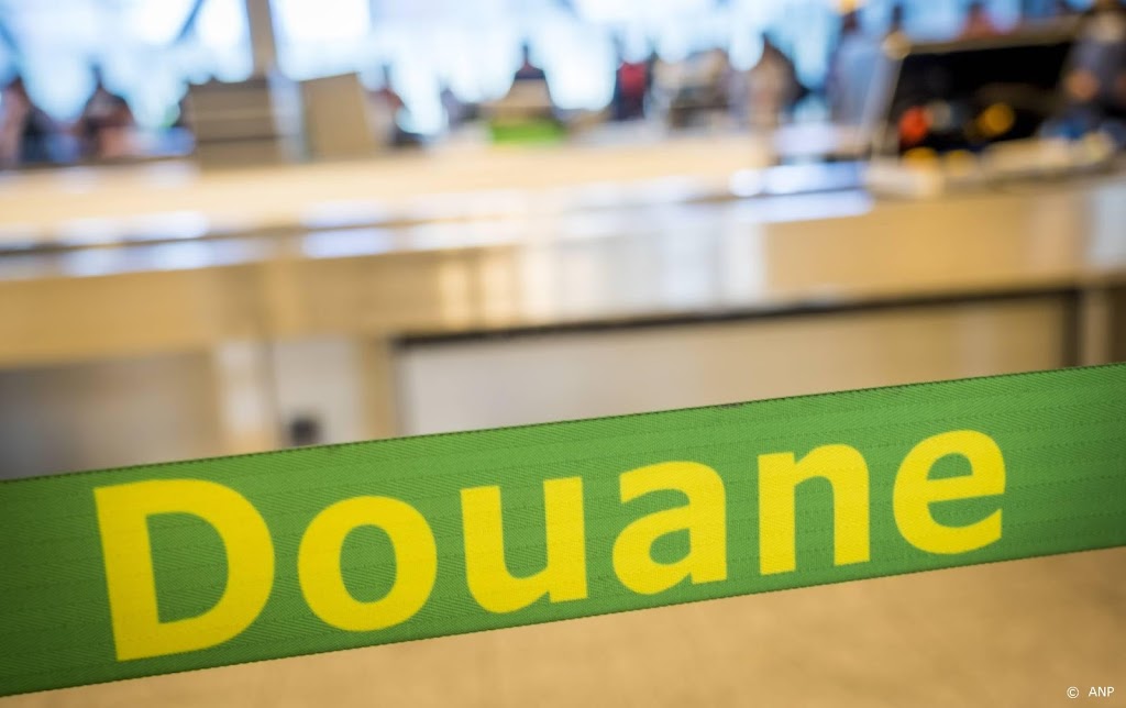 Douane onderschept ruim 850 kilo coke in Rotterdam