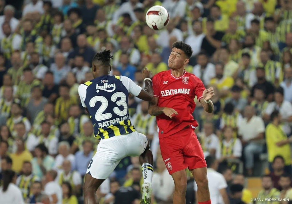 FC Twente zonder geblesseerde Hilgers tegen Fenerbahçe