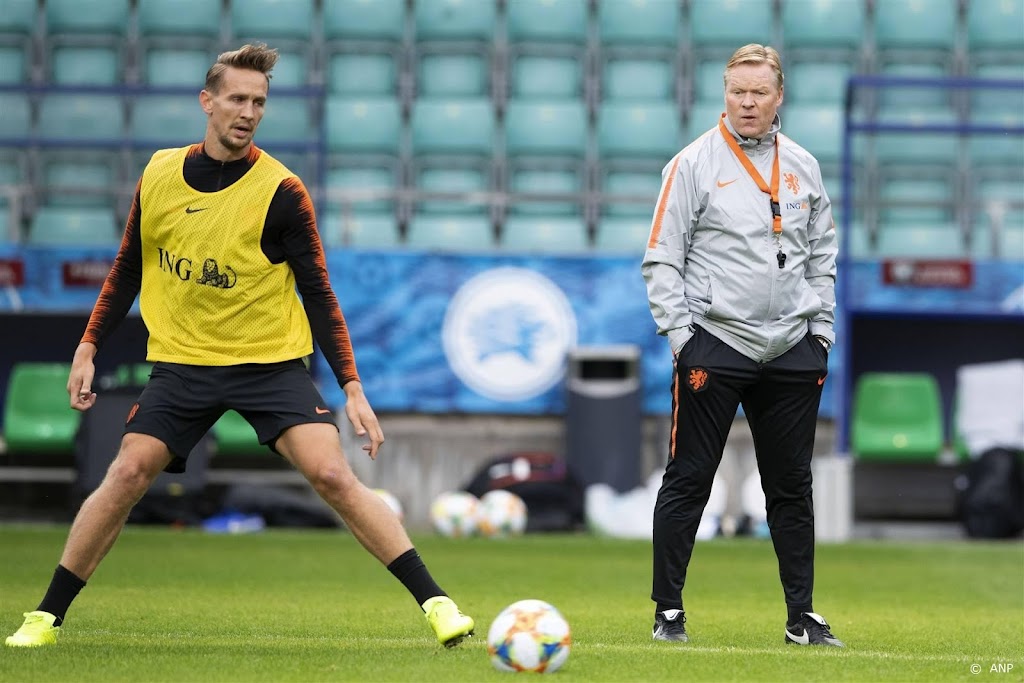 Ronald Koeman mag gestopte international De Jong altijd bellen