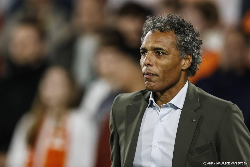 NAC Breda bevestigt terugtreding Van Hooijdonk uit rvc