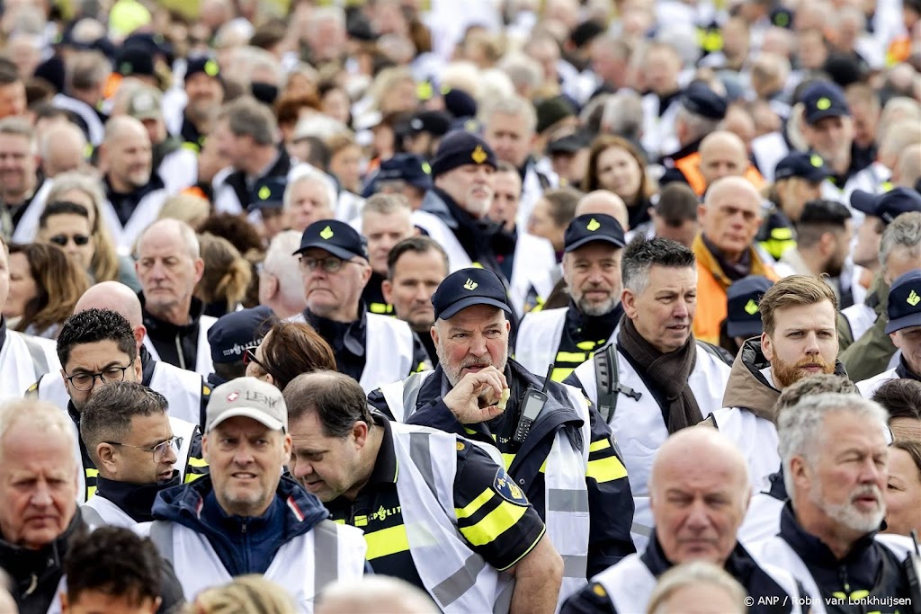 FNV trekt stakingen niet in zonder betere vroegpensioenregeling