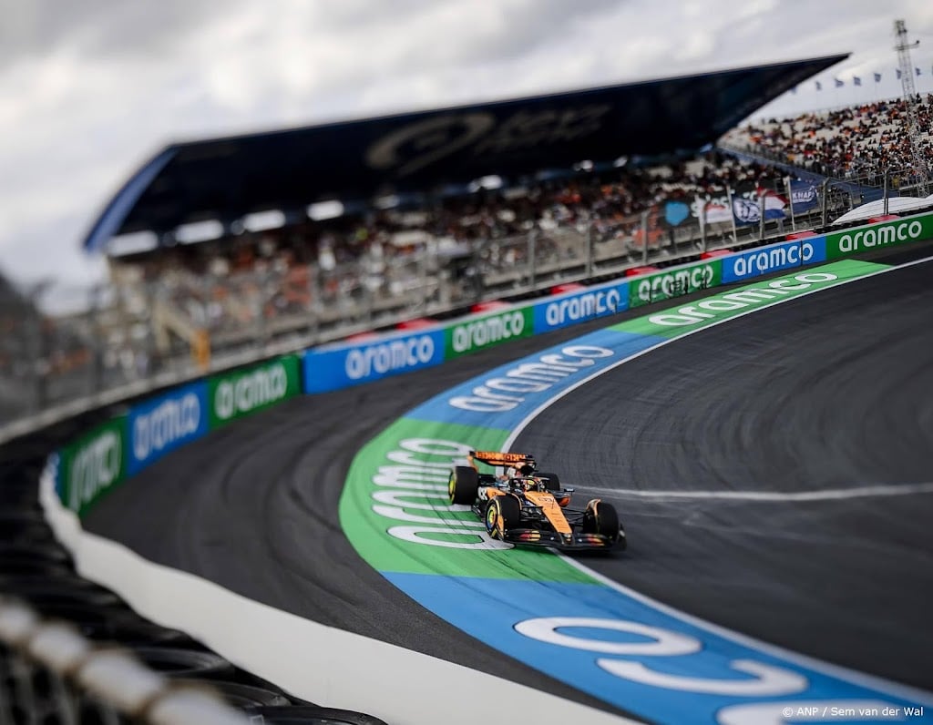 Boete McLaren voor foutje Piastri in pitstraat Zandvoort