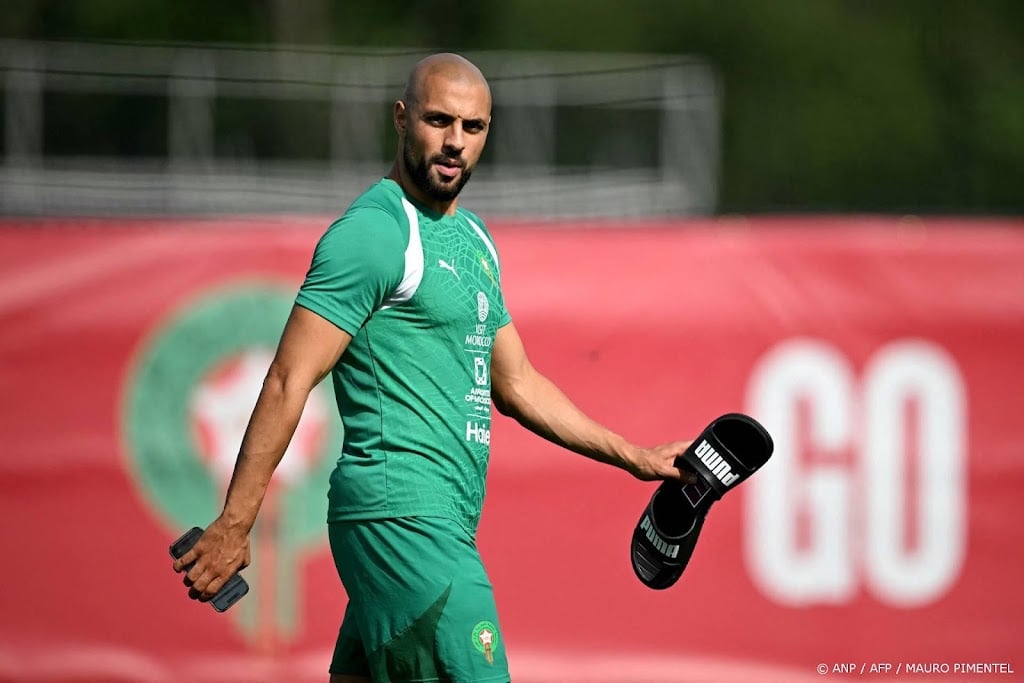 Ajax voegt transfervrije Sofyan Amrabat aan selectie toe