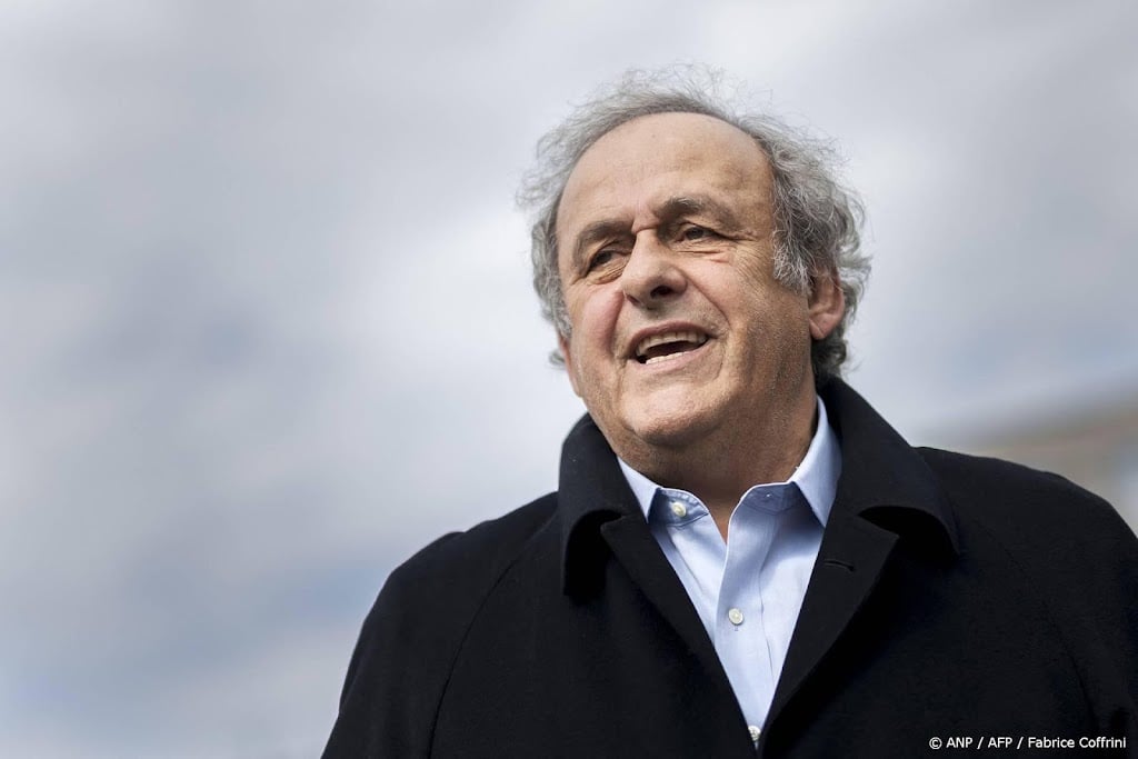Platini: Infantino moet weg