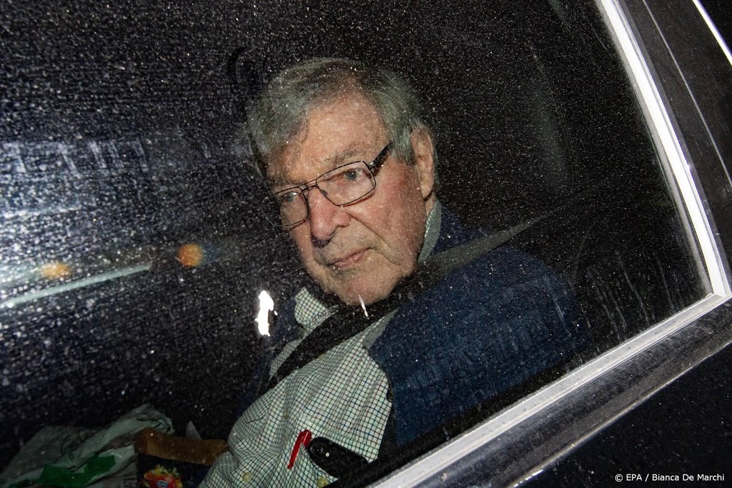 Vrijgesproken kardinaal Pell onderweg naar Rome