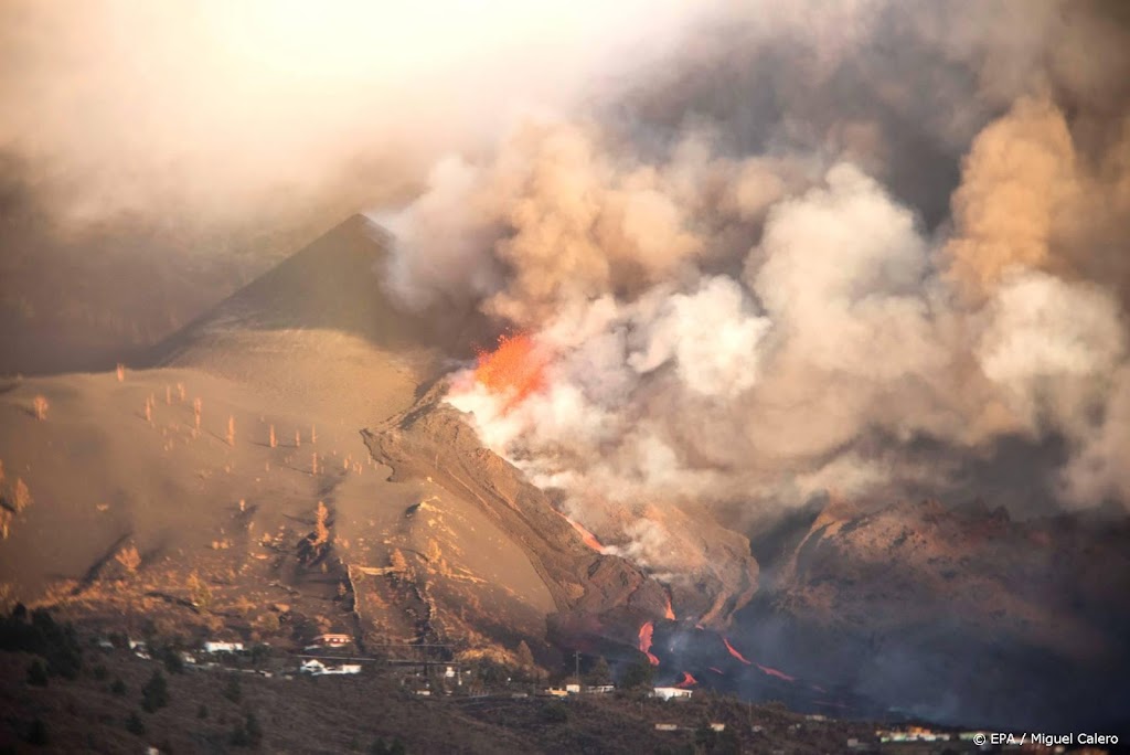 La Palma blijft groeien door gestolde lava in zee