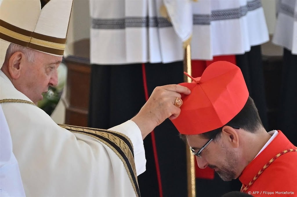 Paus versterkt greep op kerk met 21 nieuwe kardinalen