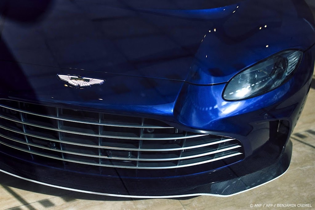 Ook autobouwers Stellantis en Aston Martin verlagen verwachtingen