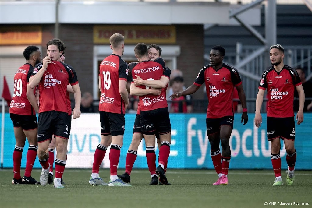 Helmond Sport scoort driemaal in kwartier tegen Jong PSV