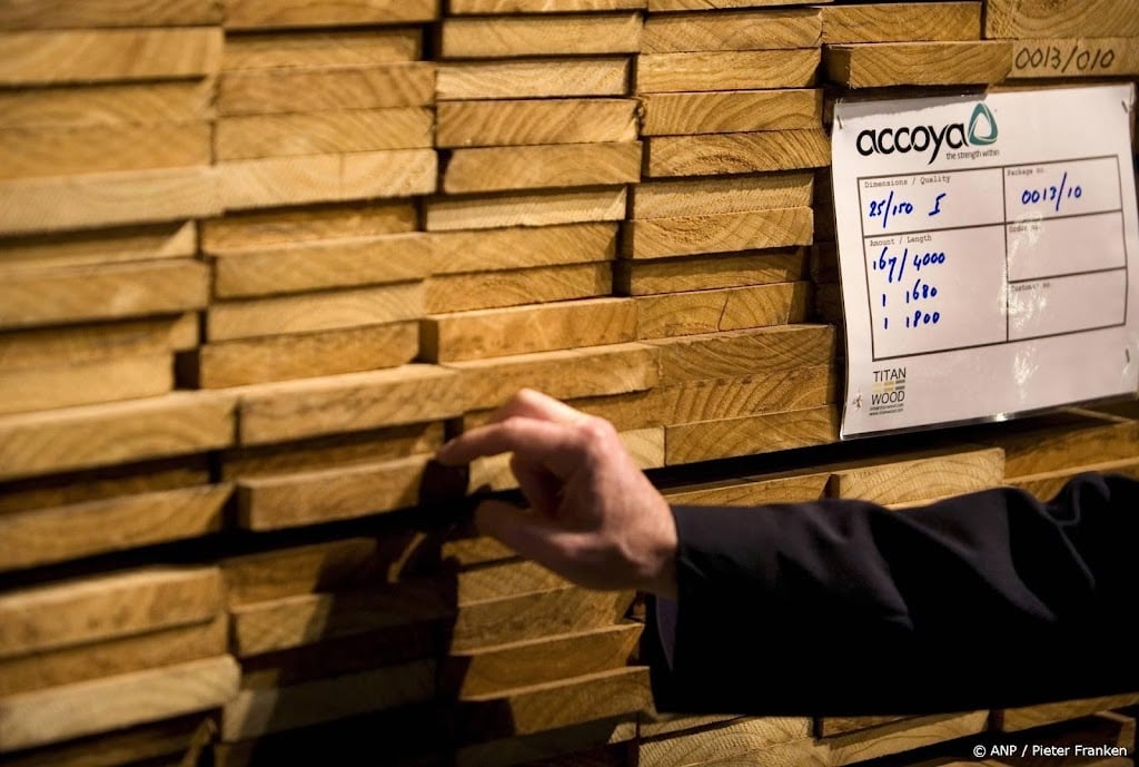 Trump voert importheffingen op hout en meubels in 