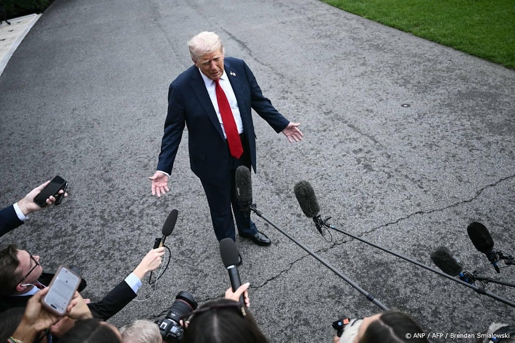 Trump bij legertop: belediging als we Nobelprijs niet winnen