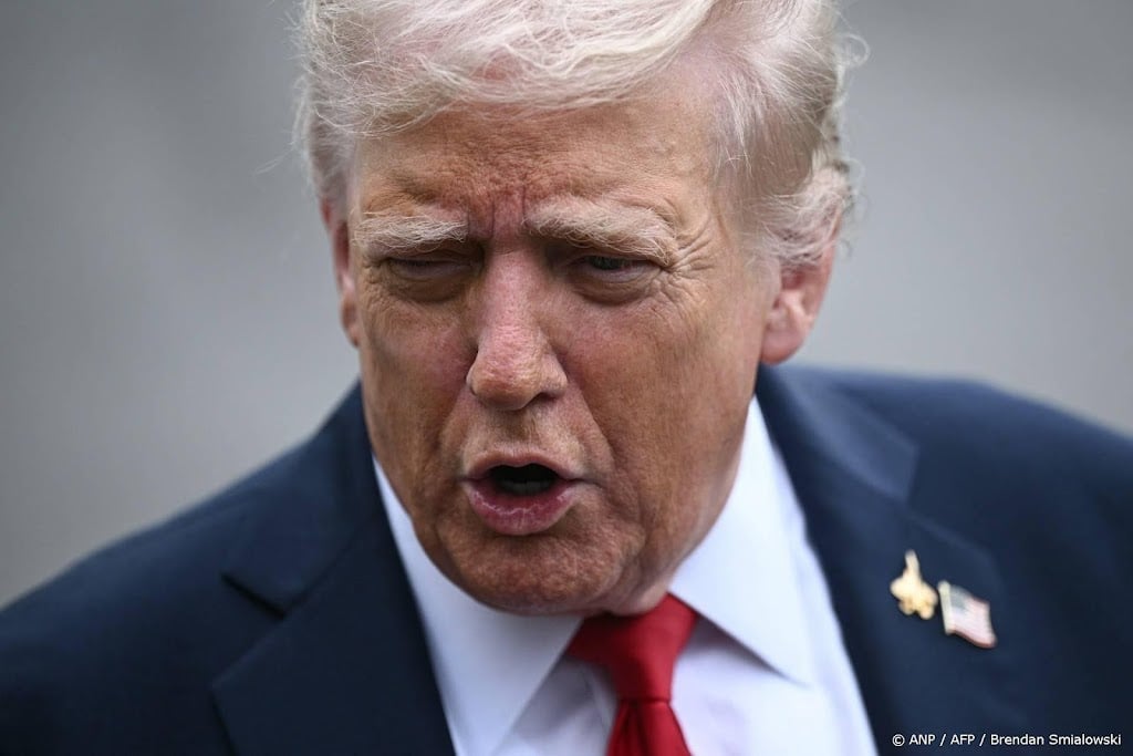 Trump waarschuwt topmilitairen voor 'invasie van binnenuit'