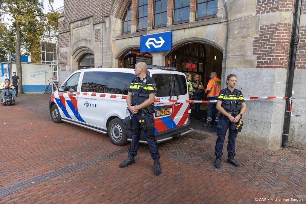 Aangehouden mannen om onbeheerde bagage station Haarlem nog vast