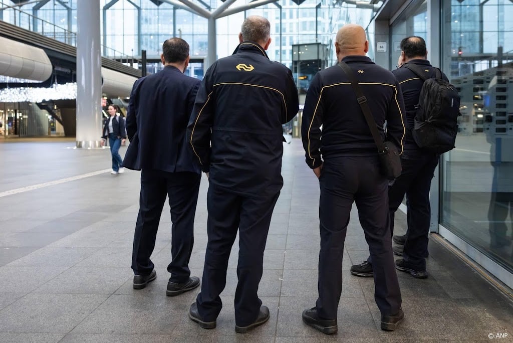 NS deelt zorgen van vakbond over veiligheid van spoorpersoneel