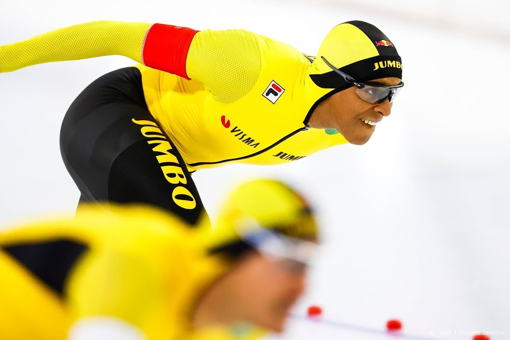 Schaatser N'tab prolongeert nationale titel op 500 meter