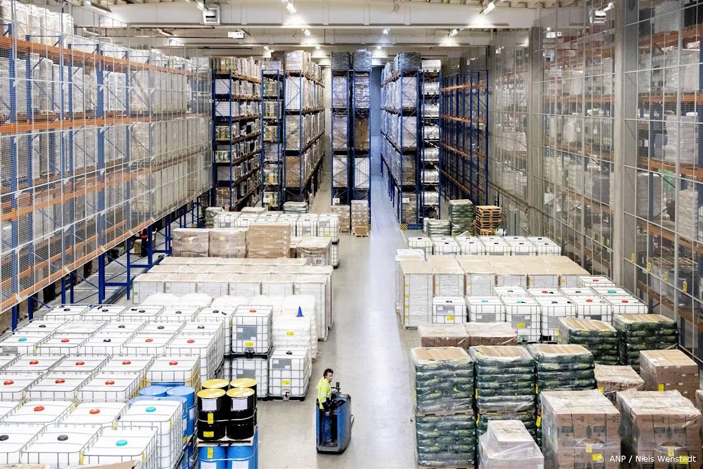 Vertrouwen producenten industrie iets minder negatief
