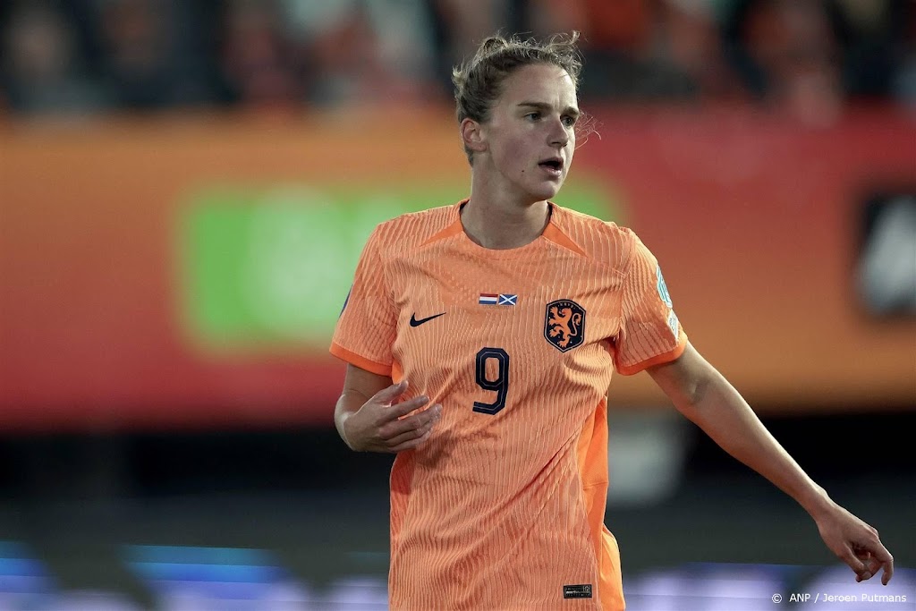 Bondscoach Jonker weet nog niet of Miedema speelt tegen Schotland