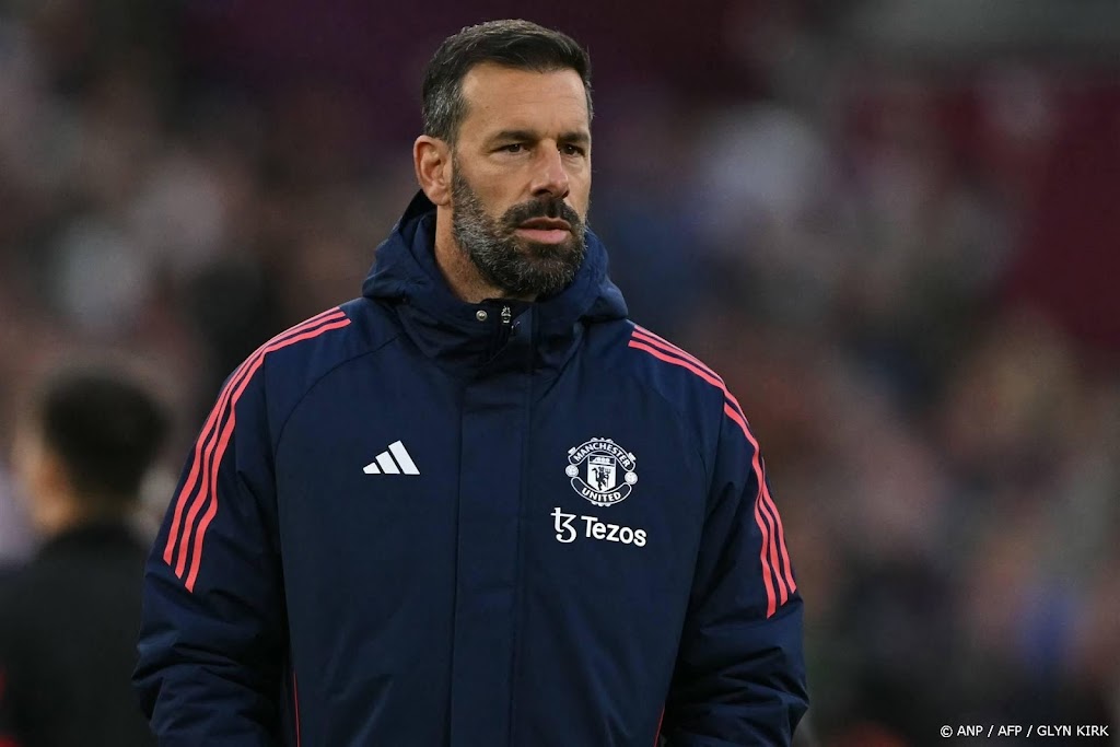 Van Nistelrooij heeft gemengde gevoelens over 'opvolging' Ten Hag