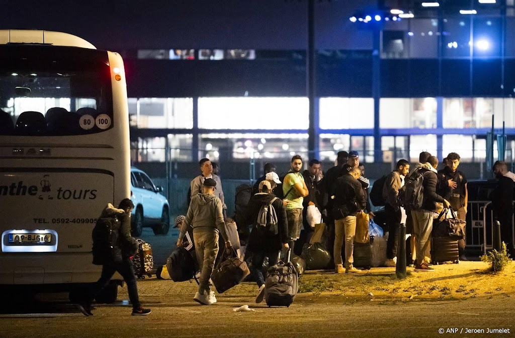 Opvang asielzoekers Jaarbeurs Utrecht verlengd tot half januari