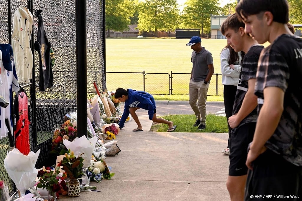 Jonge Australische cricketer krijgt bal in nek en overlijdt