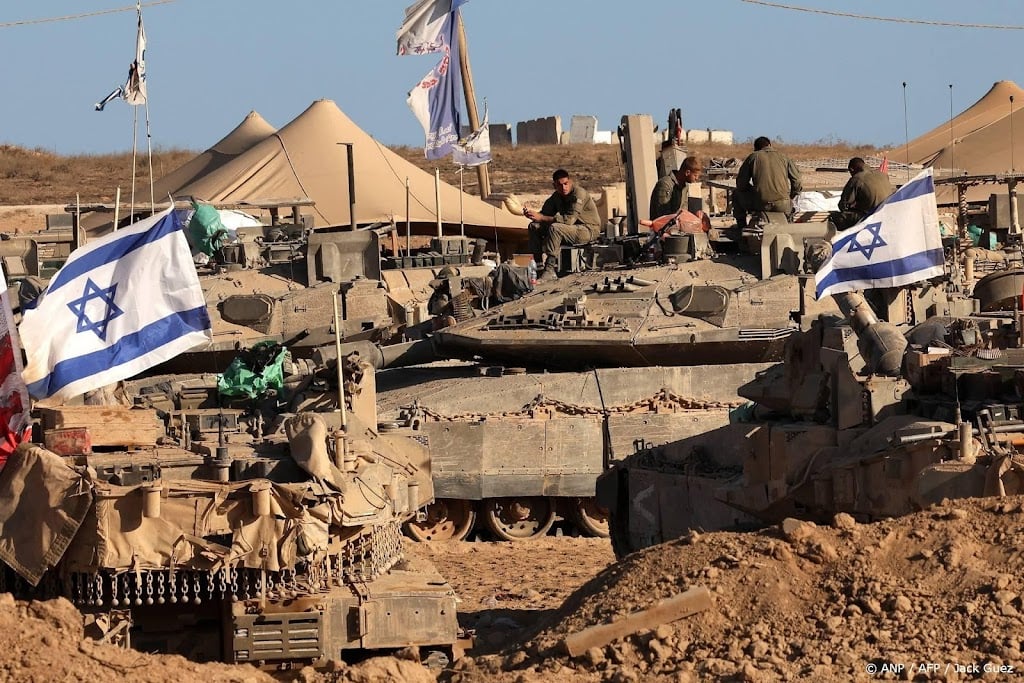 Israël maakt zich op voor overdracht van twee dode gijzelaars