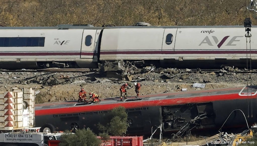 Spaanse ramptrein reed met hoge snelheid, dodental gecorrigeerd