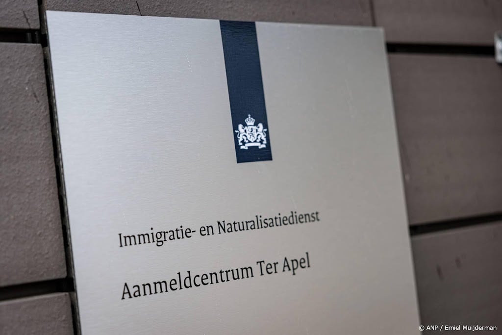 Aantal eerste asielaanvragen in Nederland daalt met 13 procent