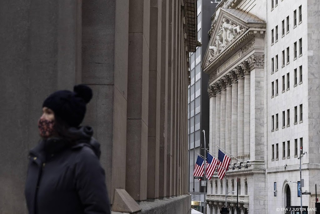 Wall Street daalt door zorgen over Omikron-variant